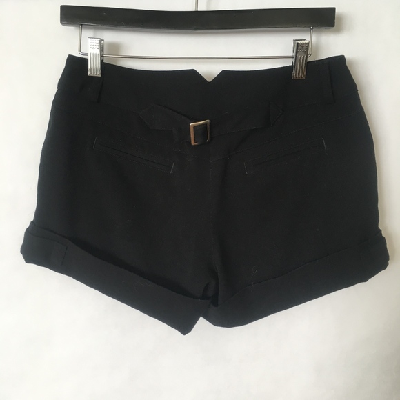 Cute pleated shorts - RT - Picture 4 of 6